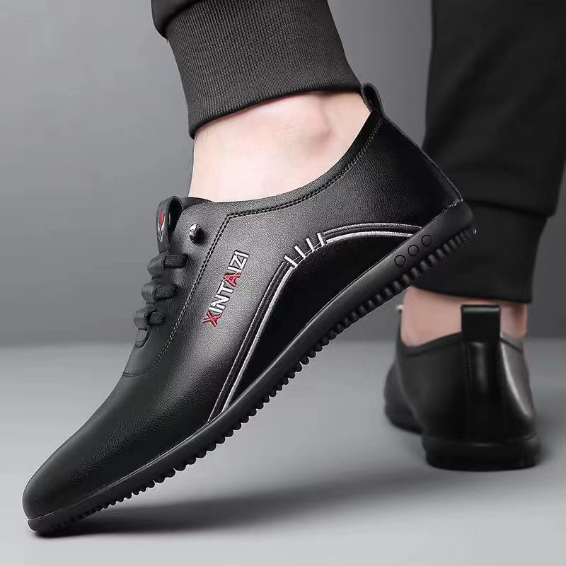 Casual, fashionable and versatile trendy shoes