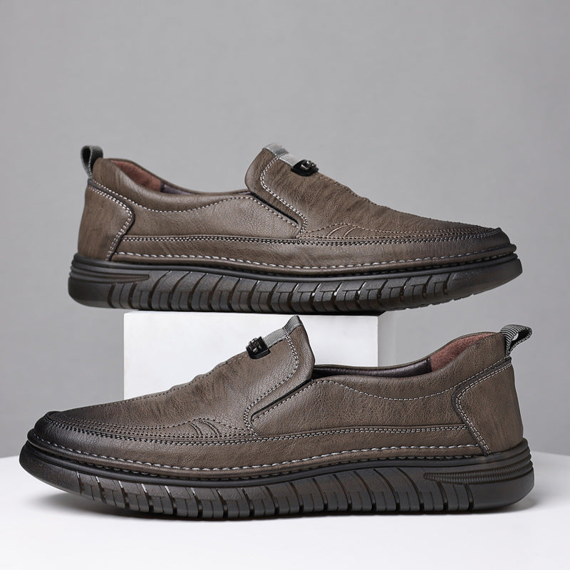 New hand-stitched casual and versatile leather shoes